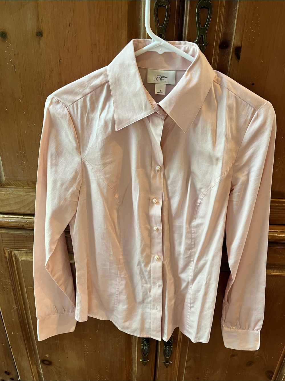THE LOFT. PETAL PINK COTTON BUTTON DOWN BLOUSE/SHIRT. SIZE 6
